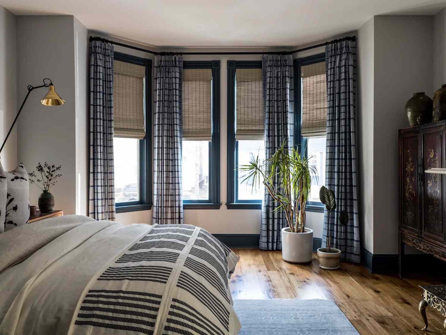 43 Airy Bay Window Concepts That Include Simply the Correct Amount of Cozy Beauty to Any Area