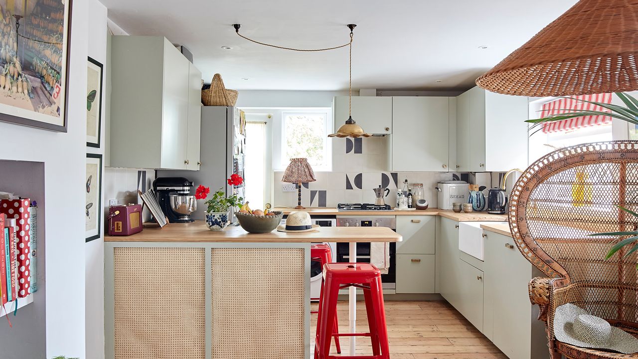 The names to know for sensible bespoke kitchen cupboard doorways