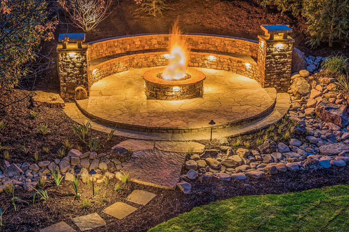 Elegant Fire Pit Seating Plans for Cozy Gatherings