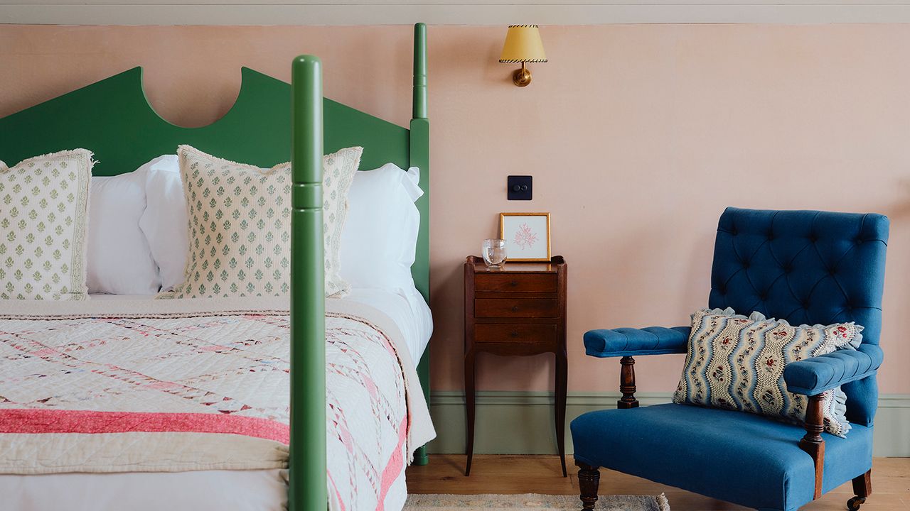 How to embellish an ideal visitor bed room