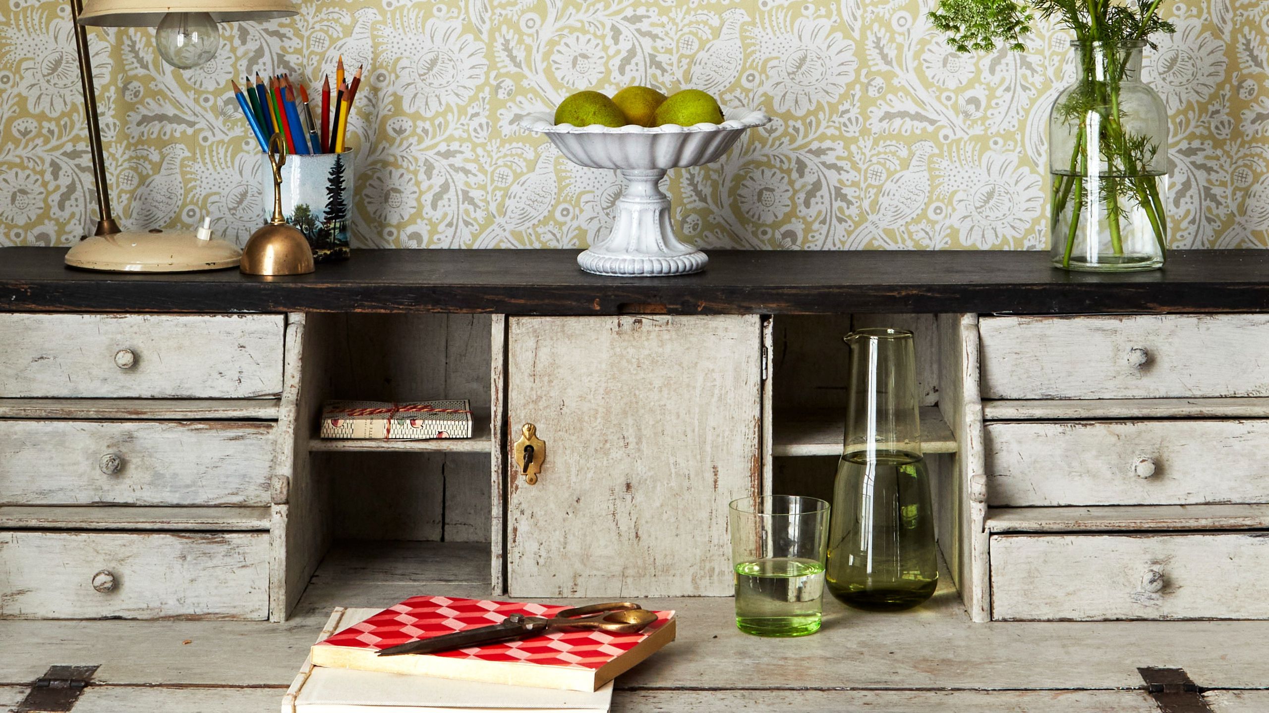 13 craft space concepts to assist you create a nurturing environment for your imagination and arts and crafts tasks