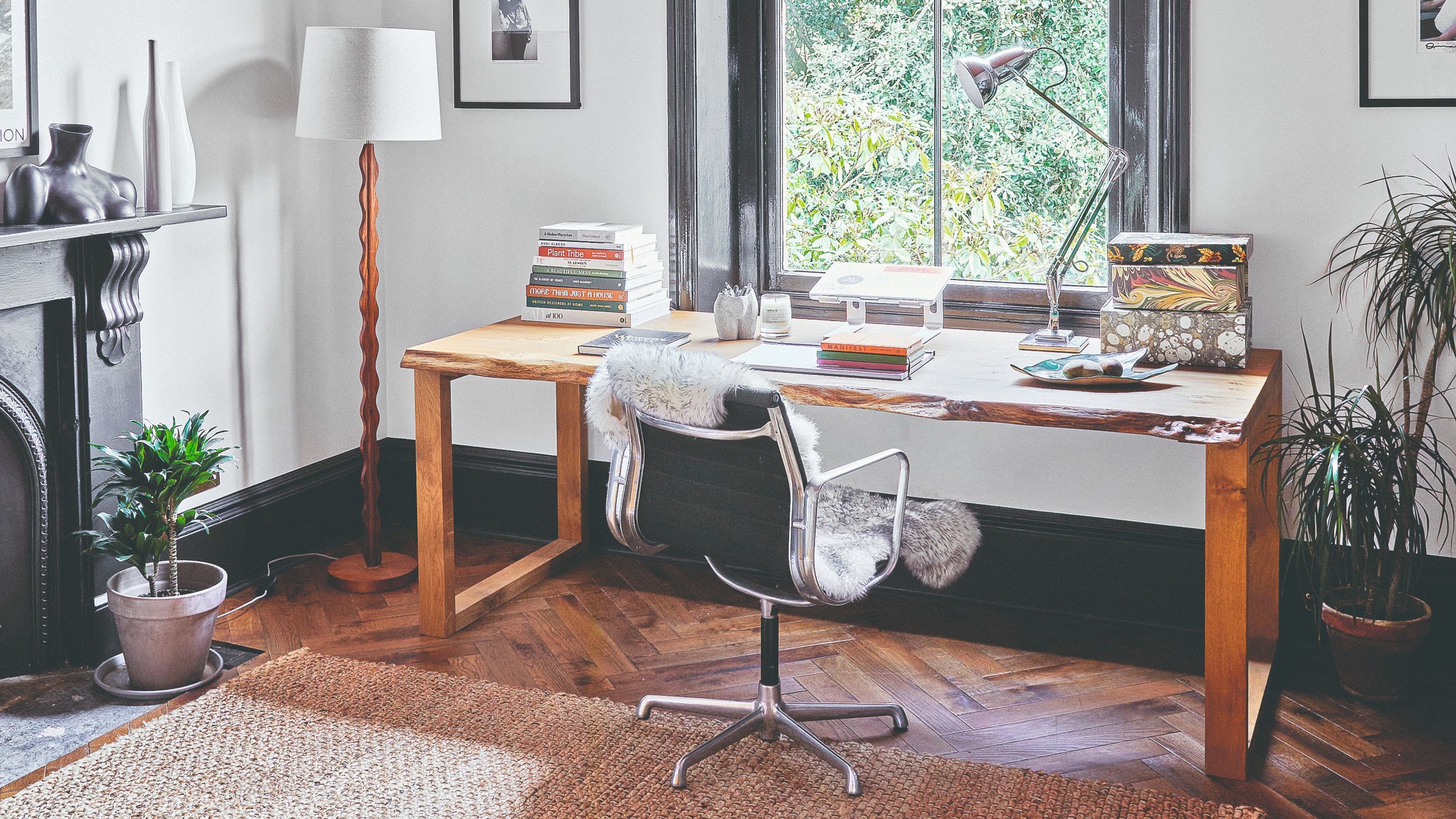 This ₤ 19 IKEA item is the one underrated office vital you require– professionals state it ‘can raise both convenience and look’