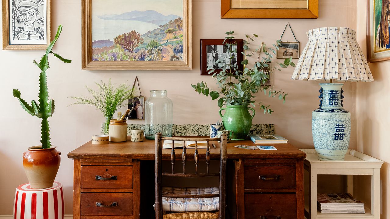 The most elegant stools to go shopping now